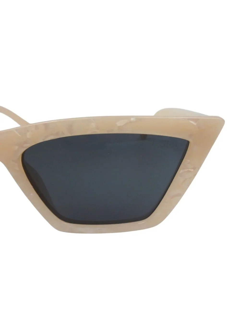 I-SEA Rosey Cat-Eye Polarized Sunglasses - Pearlized Cream Resin w/ Smoke Lenses